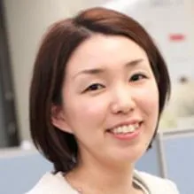 白岩 佳子